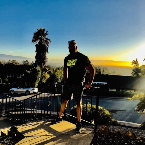 Meet your Posher, Joseph - Picture 3 of 5